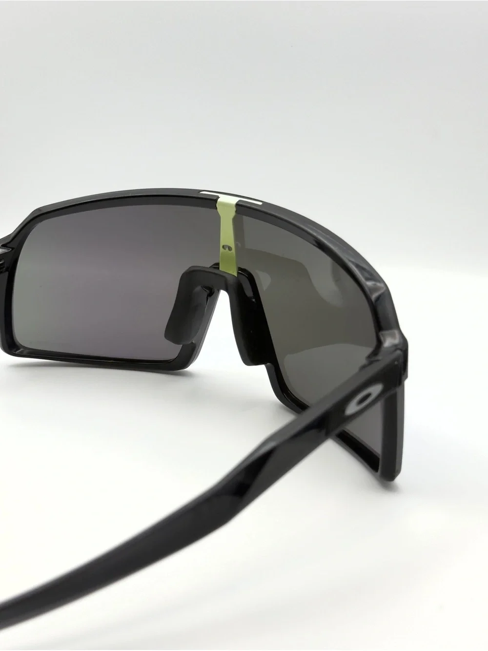Oakley authentic sutro
